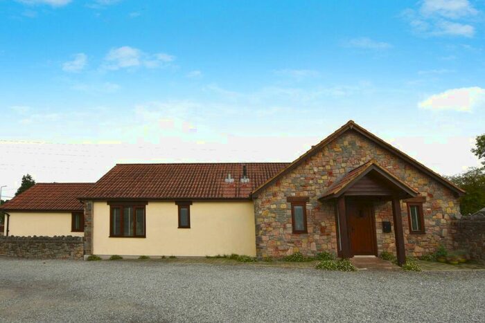 5 Bedroom Detached Bungalow For Sale In Main Road, Cleeve, Bristol, BS49