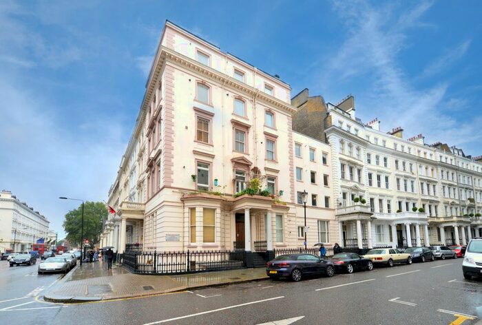 Studio To Rent In Cornwall Gardens, London, SW7