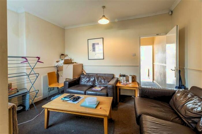 3 Bedroom Semi-Detached House To Rent In Montpelier Road, NG7