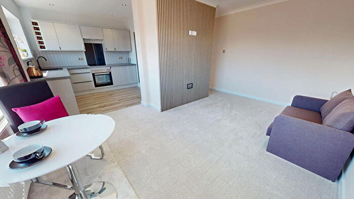 2 Bedroom Detached Bungalow For Sale In Chantry Close, Cantley, DN4