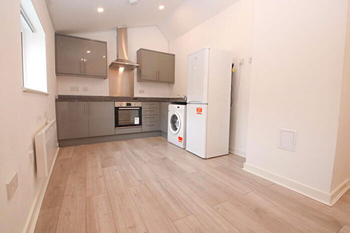 1 Bedroom Flat To Rent In Wash Lane, Bury, Greater Manchester, BL9