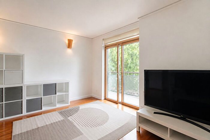 2 Bedroom Flat To Rent In John Harrison Way, London, SE10