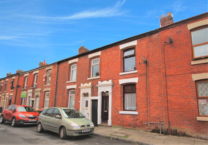 2 Bedroom Terraced House To Rent In Moor Hall Street, Preston, Lancashire, PR1