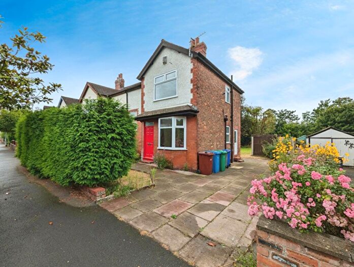 3 Bedroom Semi-Detached House To Rent In Egerton Road South, Manchester, Greater Manchester, M21