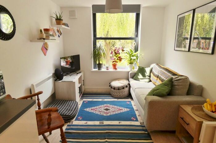 2 Bedroom Apartment To Rent In Cross Street, Preston, PR1