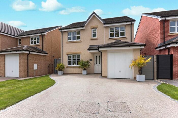 4 Bedroom Detached House For Sale In Hawkhead Road, Paisley, Renfrewshire, PA2