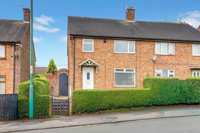 3 Bedroom Semi-Detached House For Sale In Beckhampton Road, Nottingham, NG5