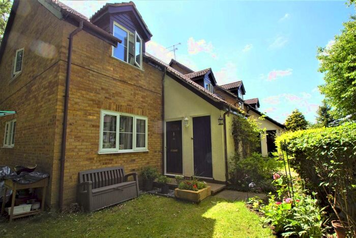 1 Bedroom Maisonette To Rent In Halleys Ridge, Hertford, SG14