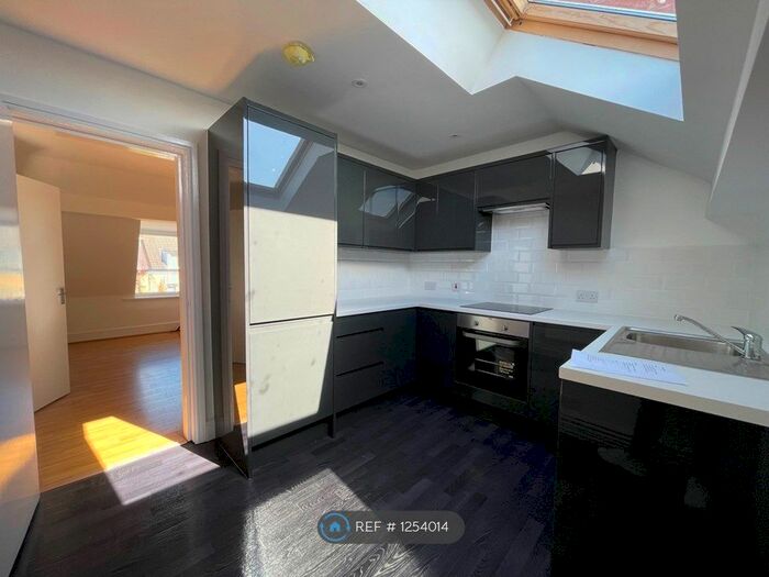 2 Bedroom Flat To Rent In Norma Road, Liverpool L22