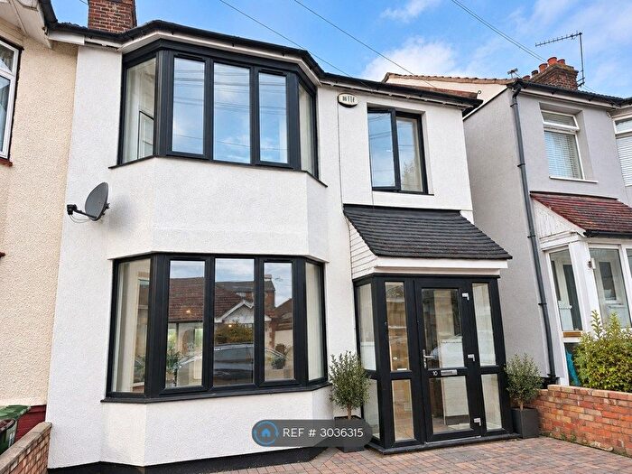 3 Bedroom Semi-Detached House To Rent In Wadeville Avenue, Romford, RM6