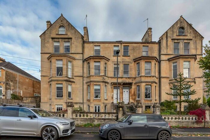 Studio To Rent In Lime Grove, BA2