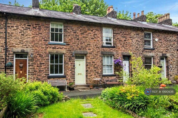 2 Bedroom Terraced House To Rent In Park View, Bolton, BL1