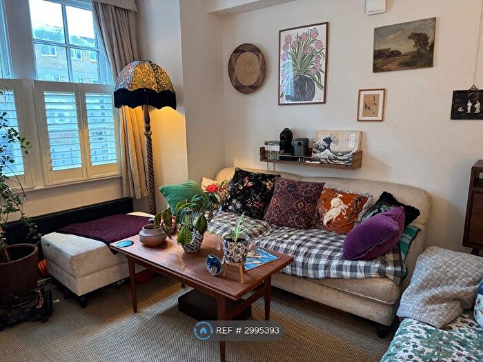 2 Bedroom Flat To Rent In Haberdasher St, London, N1
