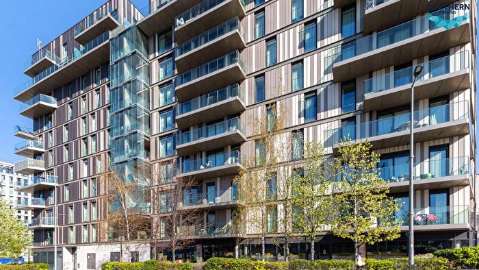 3 Bedroom Flat For Sale In Chroma Mansions, Penny Brookes Street, London, E20