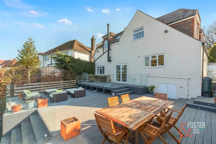 4 Bedroom Detached House To Rent In Tongdean Lane, Withdean, Brighton, BN1