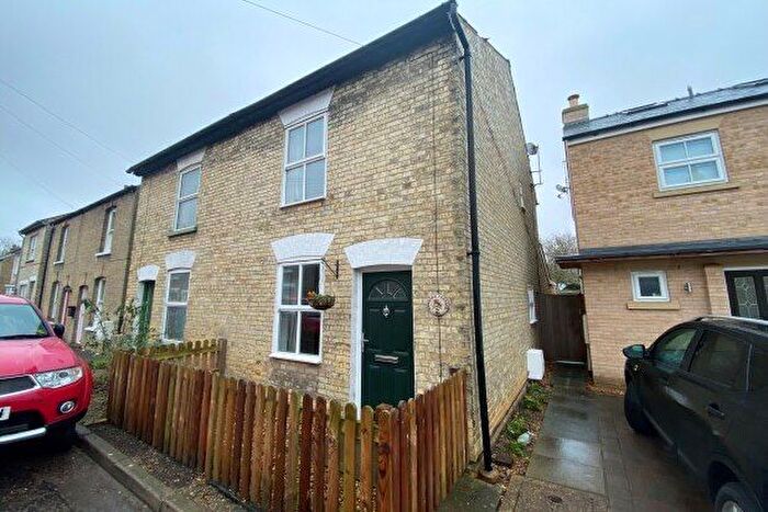 2 Bedroom Property To Rent In Pepys Terrace, Cambridge, CB24