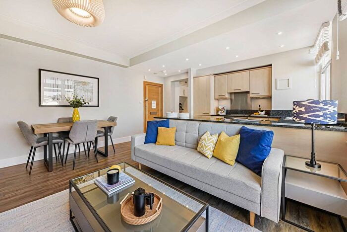 1 Bedroom Flat To Rent In Sloane Street, Knightsbridge, London, SW1X