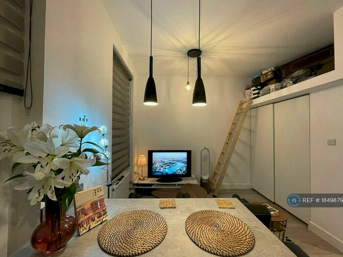 1 Bedroom Flat To Rent In Kentish Town Road, London, NW1