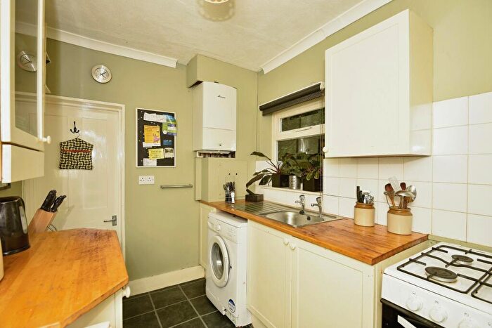 2 Bedroom Terraced House For Sale In Catherine Street, Rochester, Kent, ME1