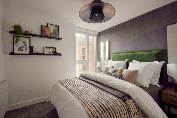 3 Bedroom Apartment To Rent In The Junction, Whitehall, Leeds, West Yorkshire, LS12