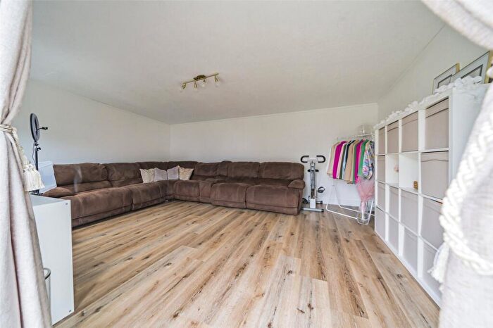 2 Bedroom Semi-Detached House For Sale In Ridgeway, Dartford, Kent, DA2