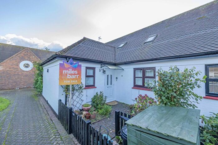 3 Bedroom Bungalow For Sale In Canon Green, School Lane, Wingham, Canterbury, CT3