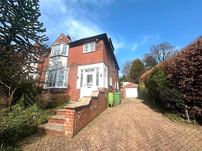 4 Bedroom Semi-Detached House For Sale In Oldham Road, Grasscroft, Oldham, OL4