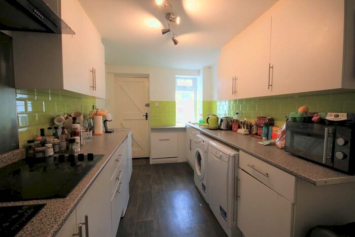 4 Bedroom Property To Rent In Heworth Road, York, YO31