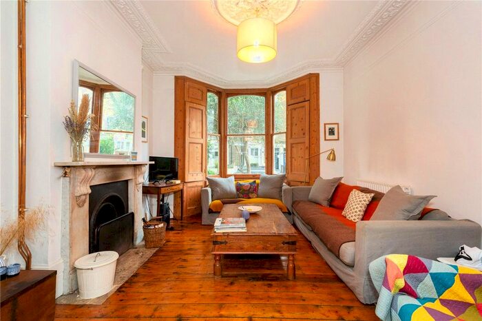 5 Bedroom Terraced House To Rent In Pyrland Road, London N5