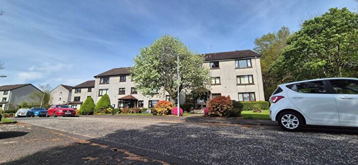 2 Bedroom Flat To Rent In Burntwood Court, Buchanan Dr, Newton Mearns, G77