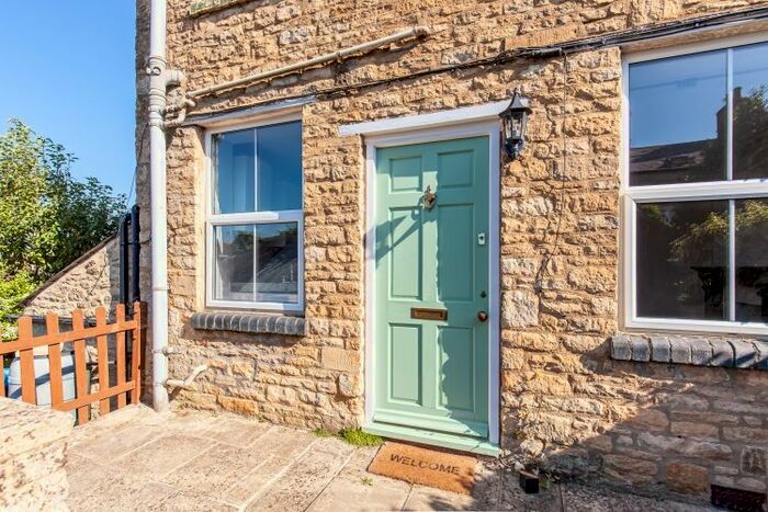 2 Bedroom End Of Terrace House To Rent In Spring Place, Chipping Norton, OX7