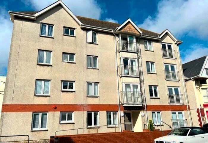 2 Bedroom Flat To Rent In Pavilion Court, Mary Street, Porthcawl, CF36