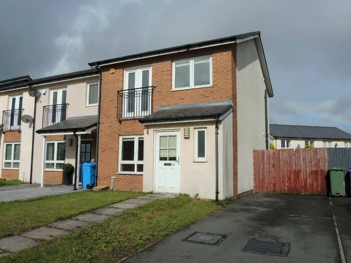 3 Bedroom Town House To Rent In Pennycress Drive, Norris Green, Liverpool, L11