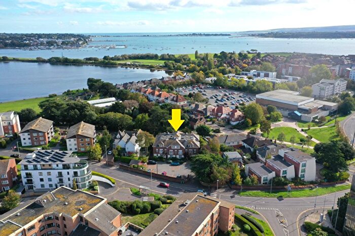 3 Bedroom Flat For Sale In Mount Pleasant Road, Poole, BH15