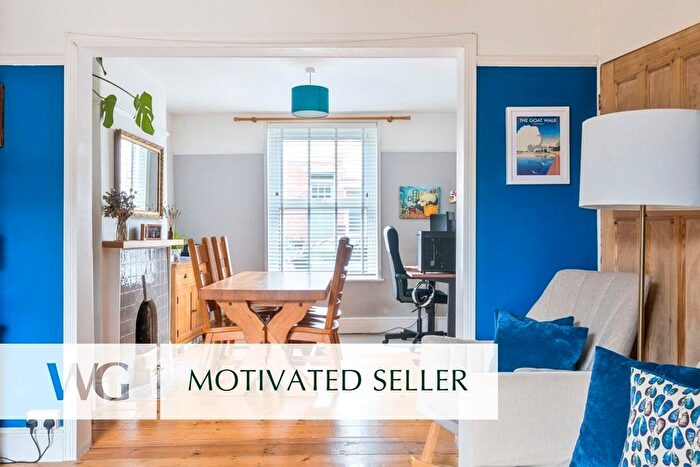 2 Bedroom End Of Terrace House For Sale In Topsham, Devon, EX3
