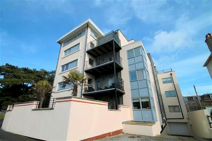 3 Bedroom Flat To Rent In Owls Road, Boscombe, Bournemouth, BH5
