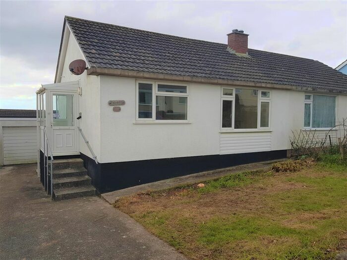 2 Bedroom Property To Rent In Lewman Road, Probus, Truro, TR2