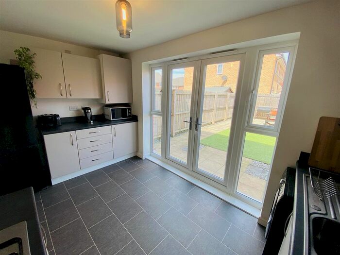 2 Bedroom Terraced House For Sale In Poplar Drive, Barlby, Selby, YO8