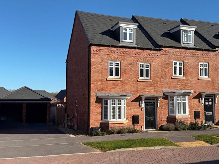 3 Bedroom Town House For Sale In Garrison Meadows, Donnington, Newbury, RG14