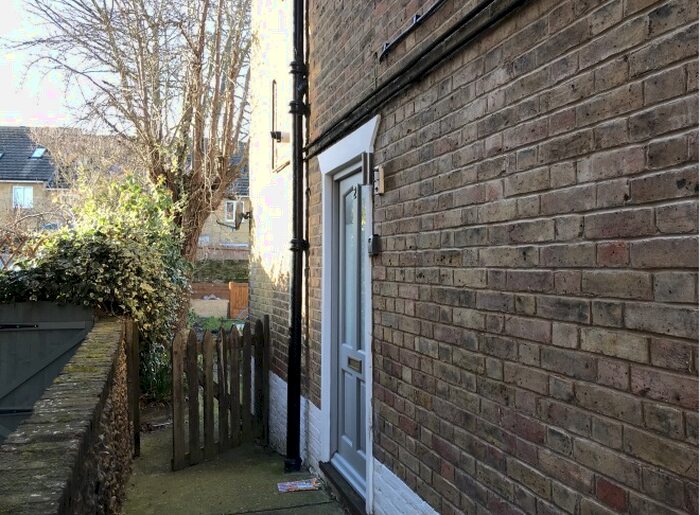 1 Bedroom Flat To Rent In Crescent Road, Ramsgate, CT11