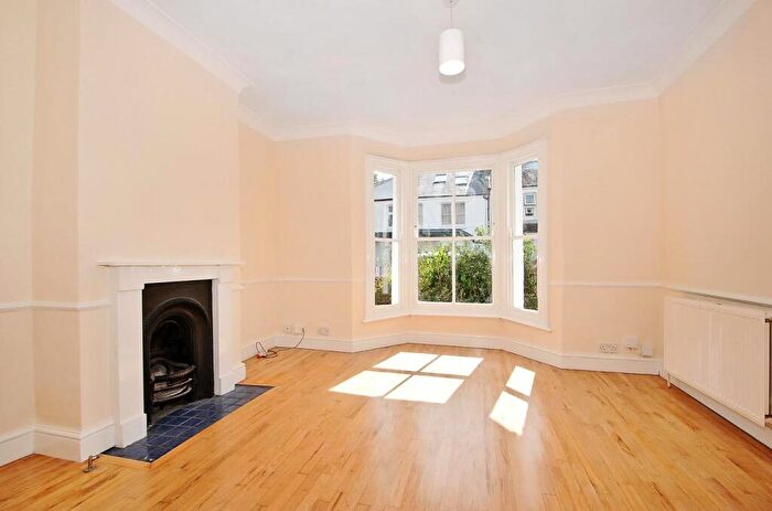 3 Bedroom House To Rent In Brightfield Road, Lee, London, SE12