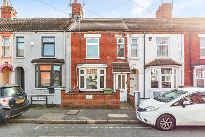 2 Bedroom Terraced House For Sale In Lister Road, Wellingborough, NN8