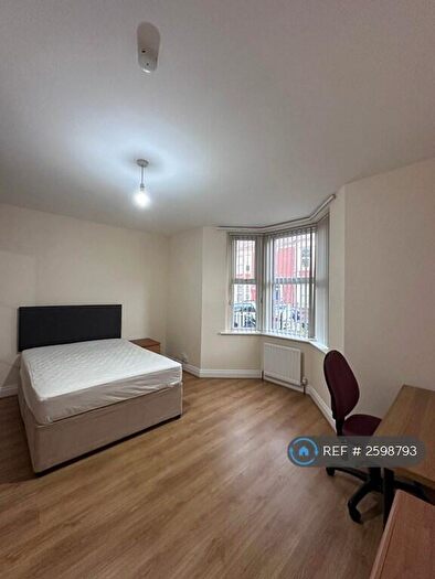 2 Bedroom Flat To Rent In Fenham, Newcastle Upon Tyne, NE4