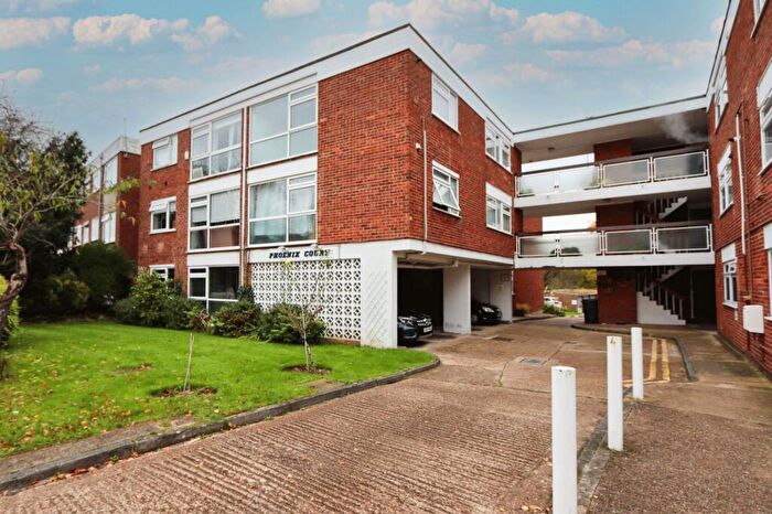 2 Bedroom Flat To Rent In Chingford Avenue, Phoenix Court Chingford Avenue, E4