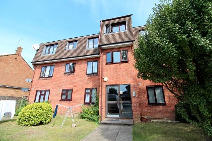 1 Bedroom Flat To Rent In The Drive, Langley, SL3