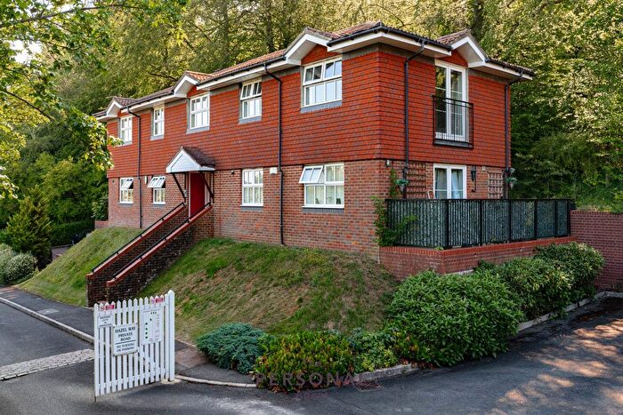 1 Bedroom Flat To Rent In Chestnut Court, Chipstead, CR5