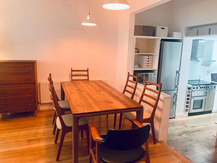 3 Bedroom Terraced House For Sale In Quilter Street, London, E2