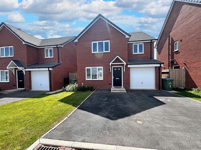 4 Bedroom Detached House To Rent In Meggitt Avenue, Coventry, CV6