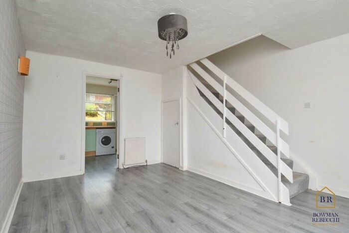 2 Bedroom Terraced House For Sale In Crisswell Crescent, Inverclyde, Greenock, PA16