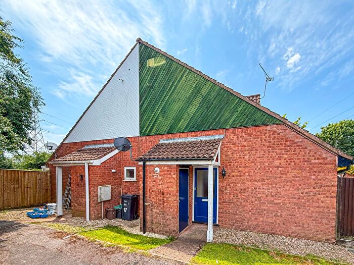 1 Bedroom Semi-Detached House To Rent In Darwin Close, Staplegrove, Taunton, TA2